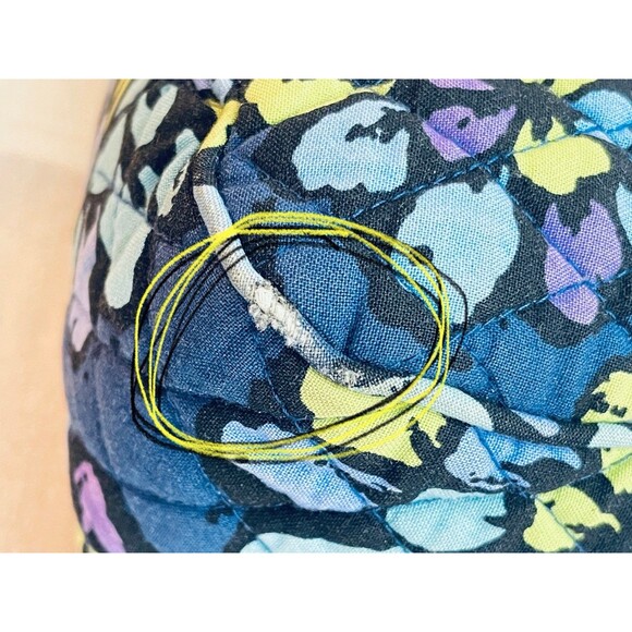 Vera Bradley Indigo Pop Quilted Shoulder Tote Bag – Retired Pattern - Picture 8 of 16